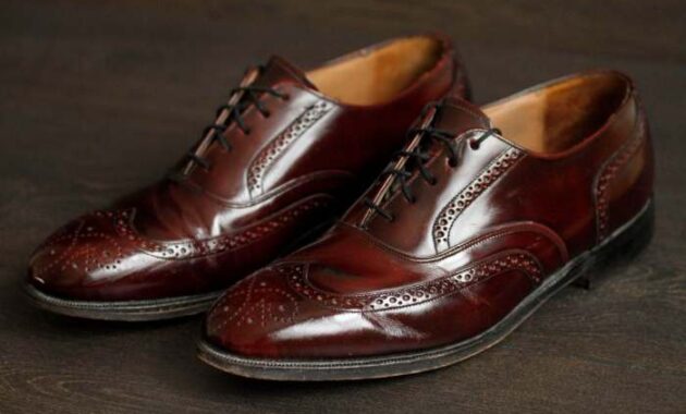 Mens oxblood dress shoes