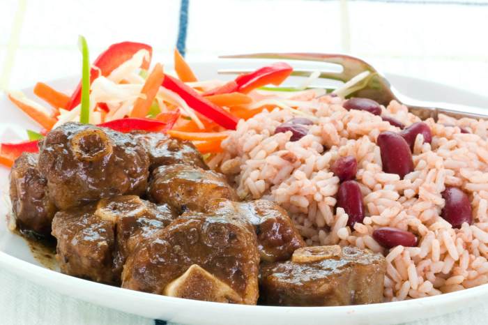 How to cook oxtails jamacian style